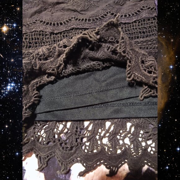 No Boundaries Crochet Shorts - Picture 5 of 6